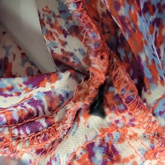 Forever 21 Flowing Lightweight Tiered Layer Top Red And Blue Abstract Print Sz S - Picture 6 of 7